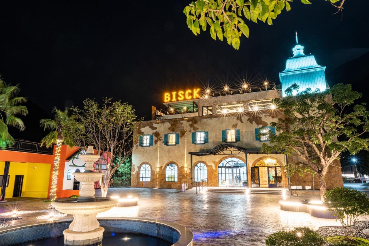 Bisck Hotel & Resort 풀리 외부 사진