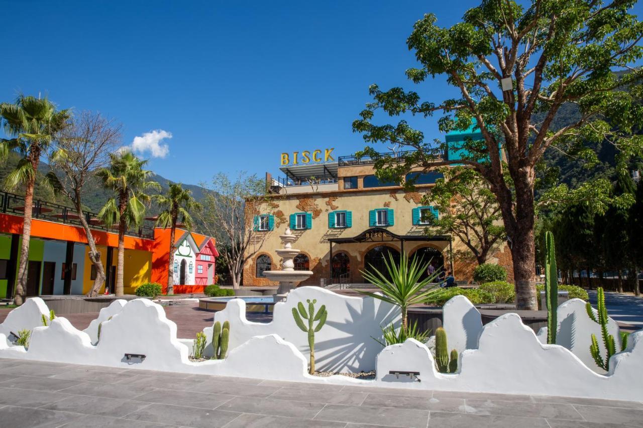 Bisck Hotel & Resort 풀리 외부 사진