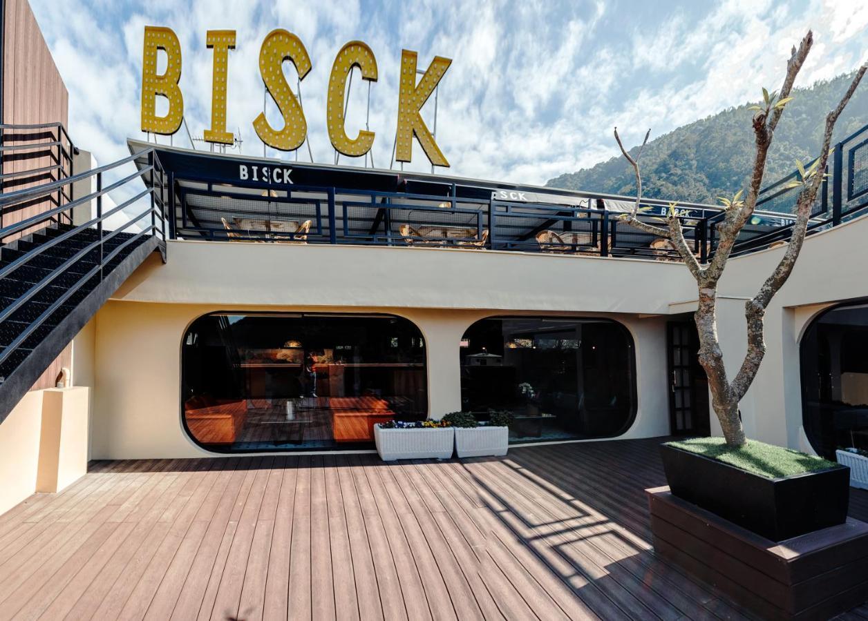 Bisck Hotel & Resort 풀리 외부 사진